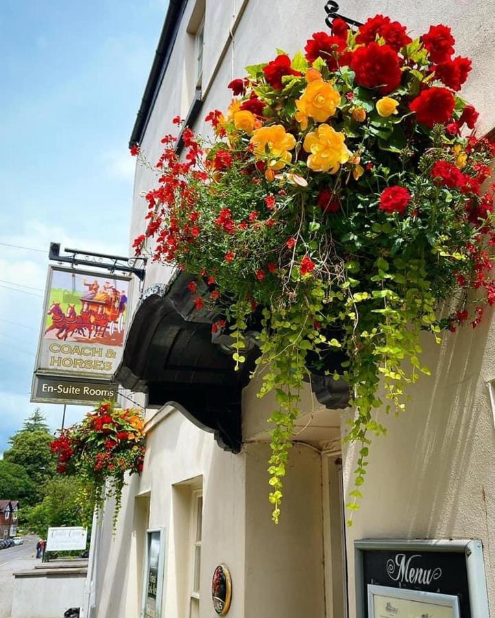 تشيبستو The Coach And Horses Inn المظهر الخارجي الصورة